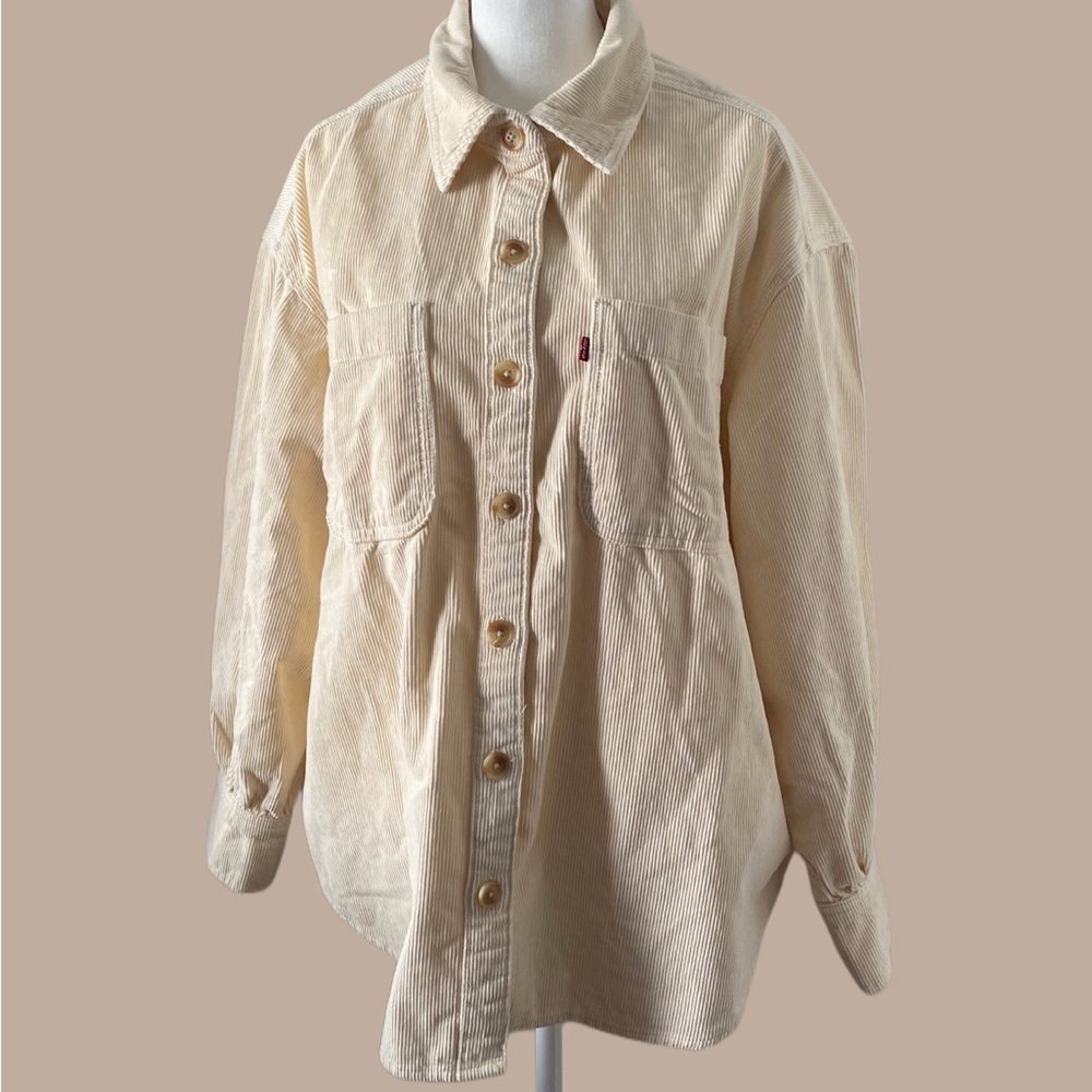 Levi’s Orion Cream Colored Corduroy Button Up Size XL